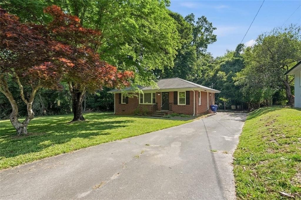 243 South Myrtle Street Winder, GA 30680 - Photo 3 of 28