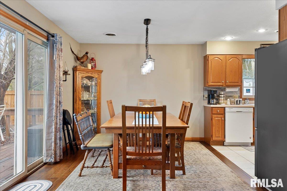 762 Shoshoni Drive Springfield, IL 62711 - Photo 8 of 28