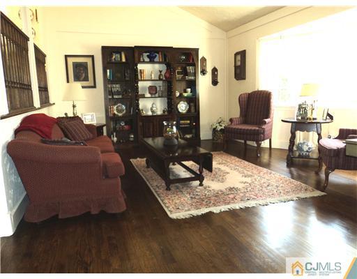 15 Academic Road East Brunswick, NJ 08816 - Photo 3 of 21 Gallery Image 3