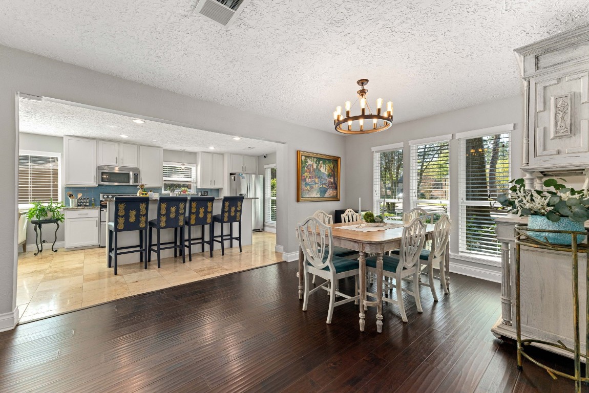 8207 Colonial Oaks Lane Spring, TX 77379 - Photo 12 of 43