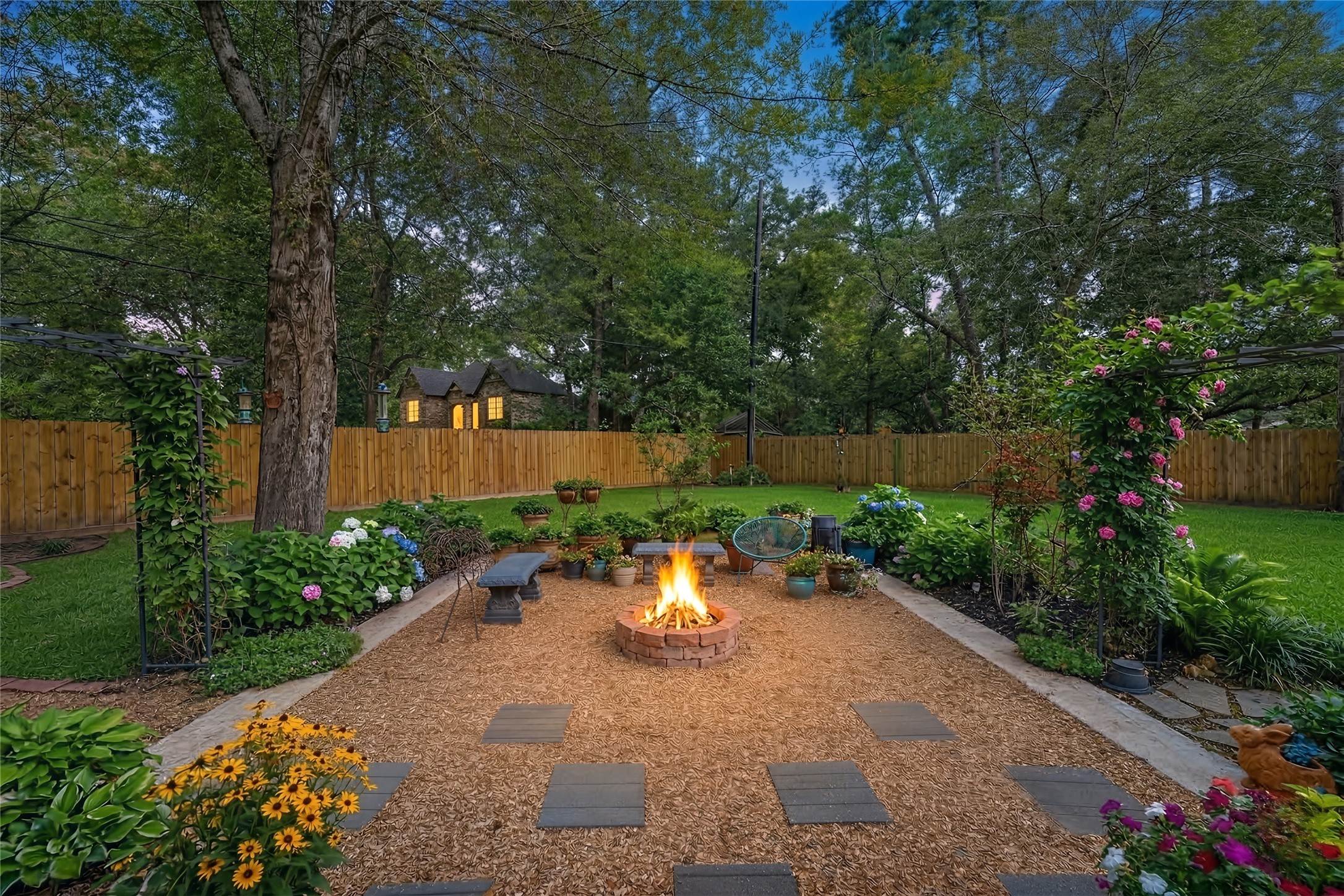 8207 Colonial Oaks Lane Spring, TX 77379 - Photo 3 of 43