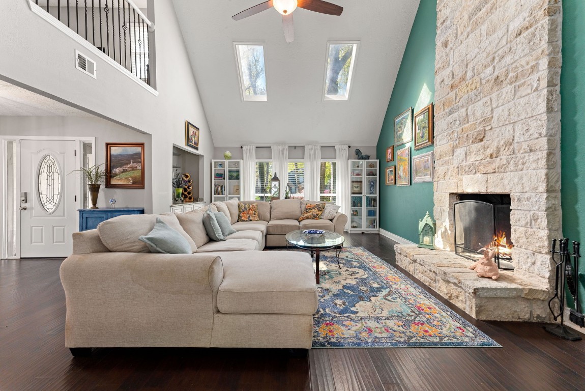 8207 Colonial Oaks Lane Spring, TX 77379 - Photo 7 of 43