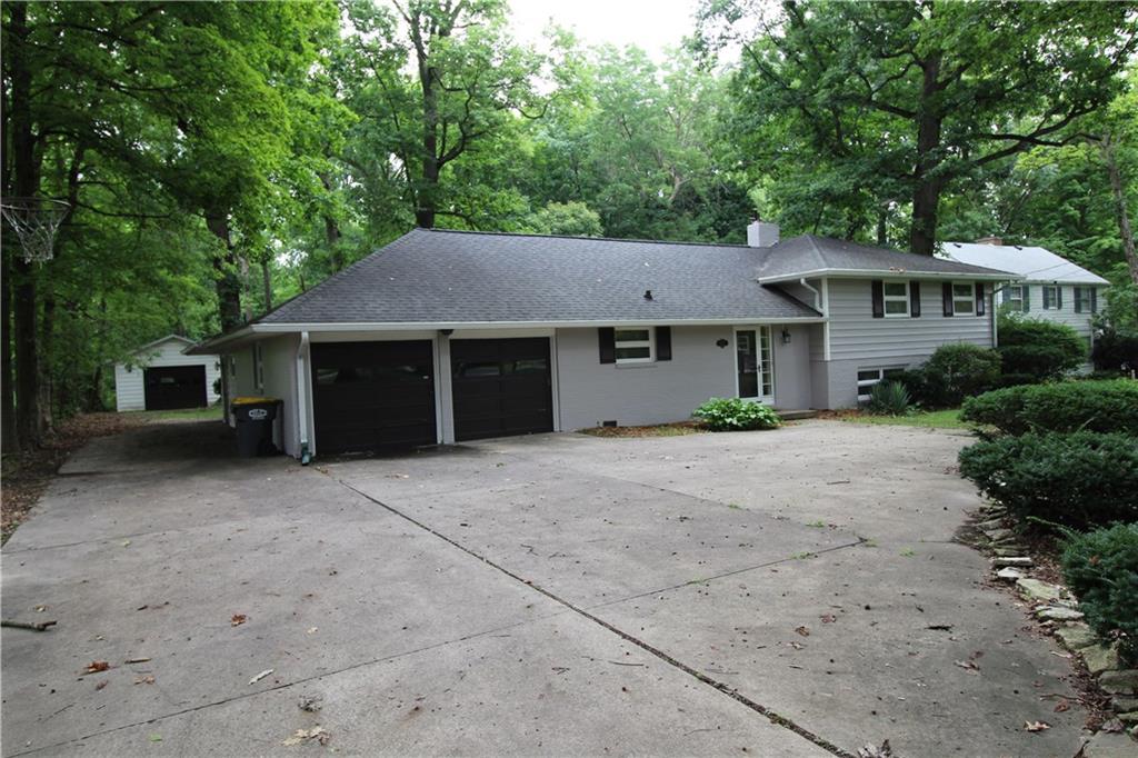 1200 Van Buskirk Road Anderson, IN 46011 - Photo 3 of 25 Gallery Image 3