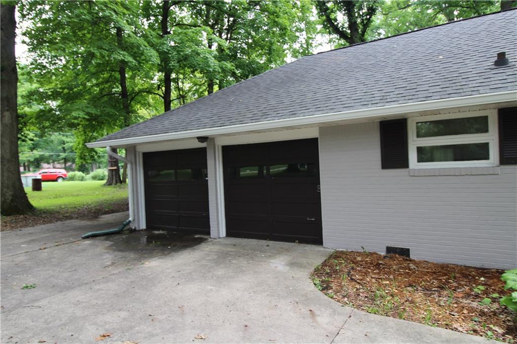 1200 Van Buskirk Road Anderson, IN 46011 - Photo 4 of 25 Gallery Image 4