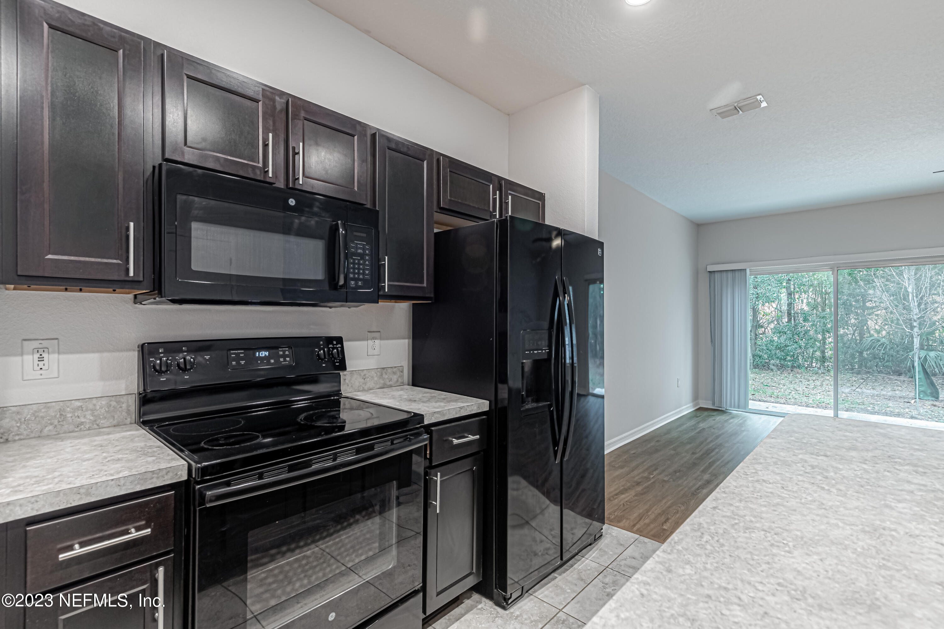 754 Bent Baum Road Jacksonville, FL 32205 - Photo 13 of 33 15-Kitchen