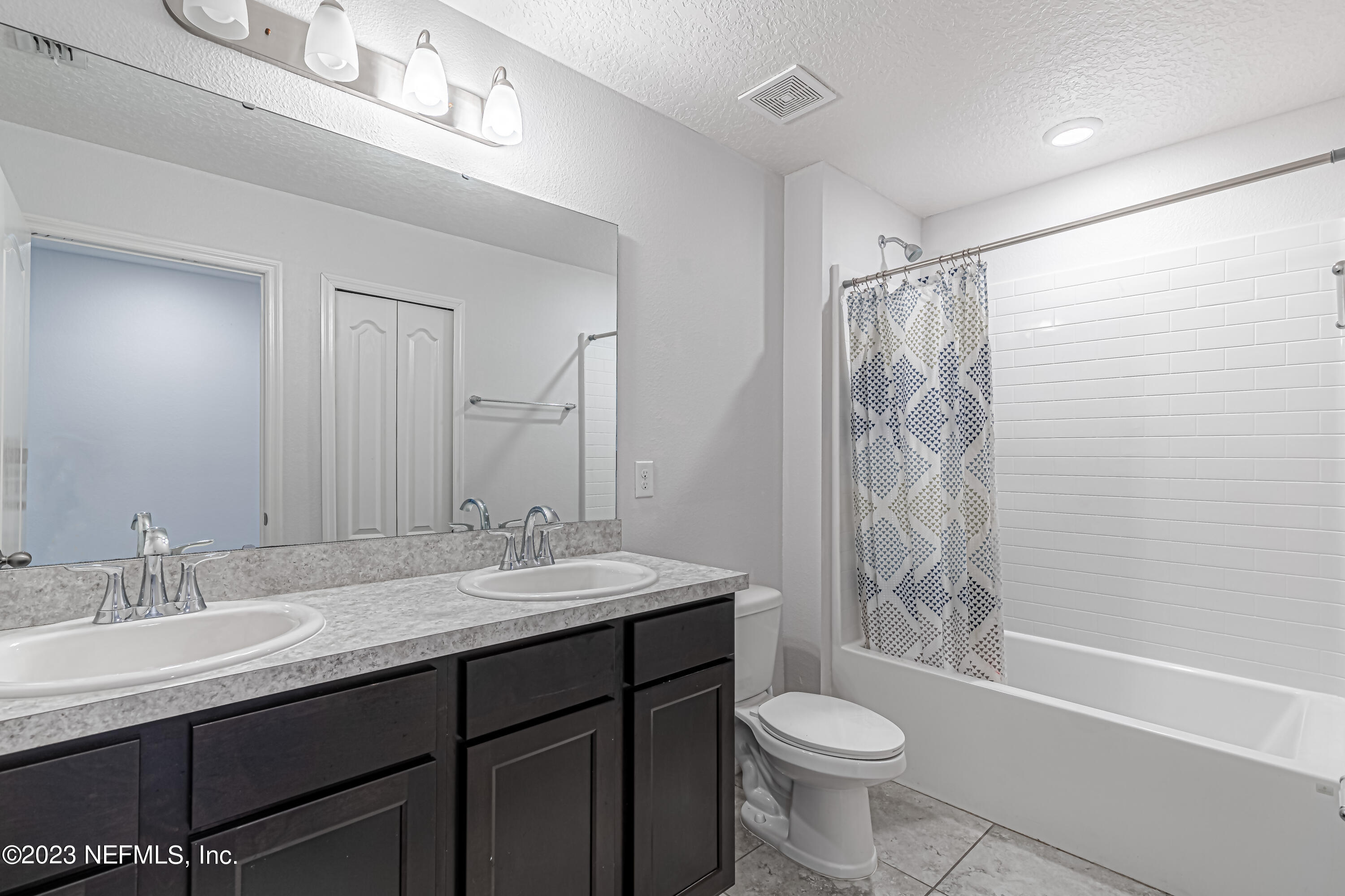 754 Bent Baum Road Jacksonville, FL 32205 - Photo 21 of 33 23-Bathroom