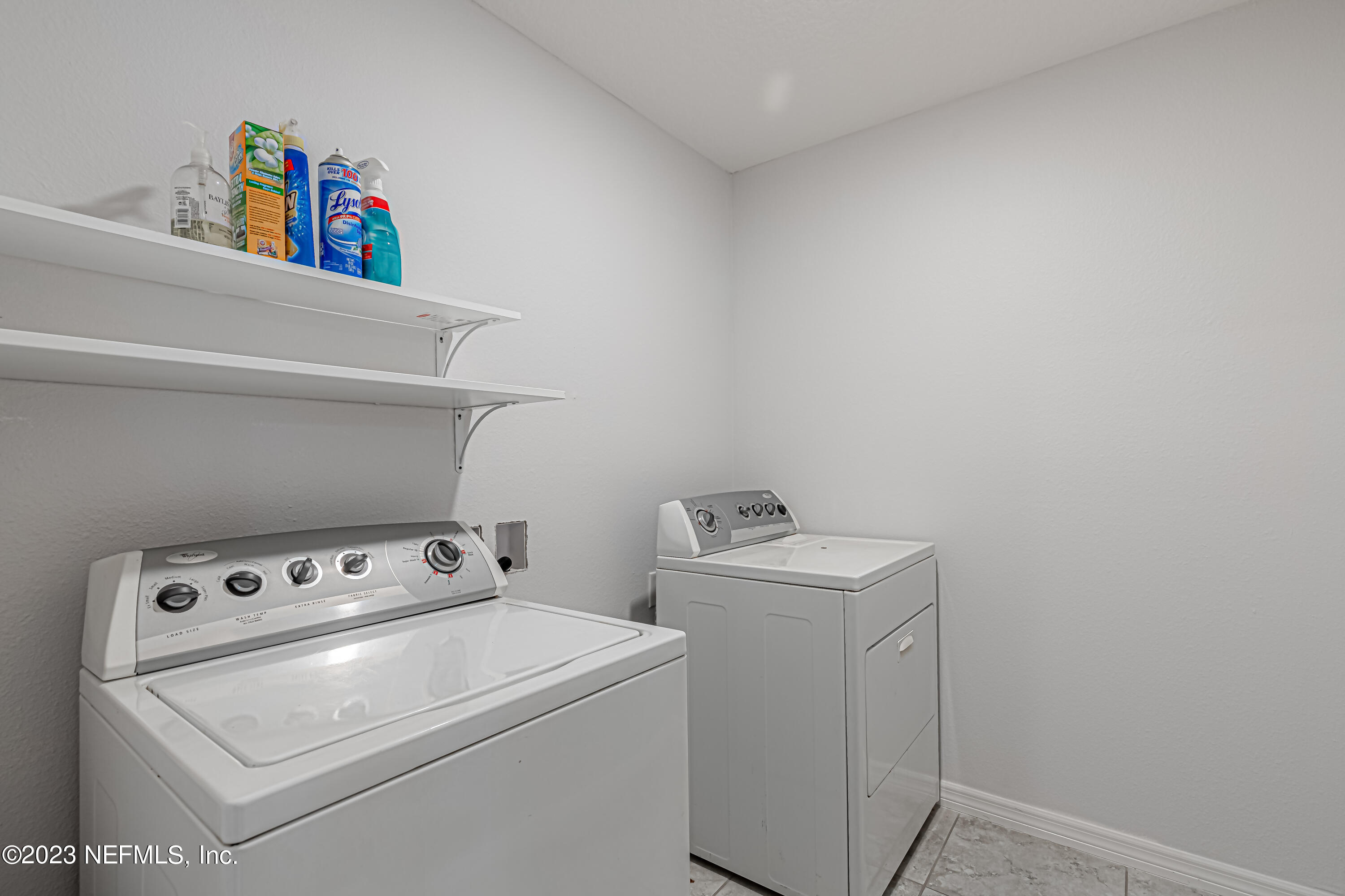 754 Bent Baum Road Jacksonville, FL 32205 - Photo 22 of 33 24-Laundry