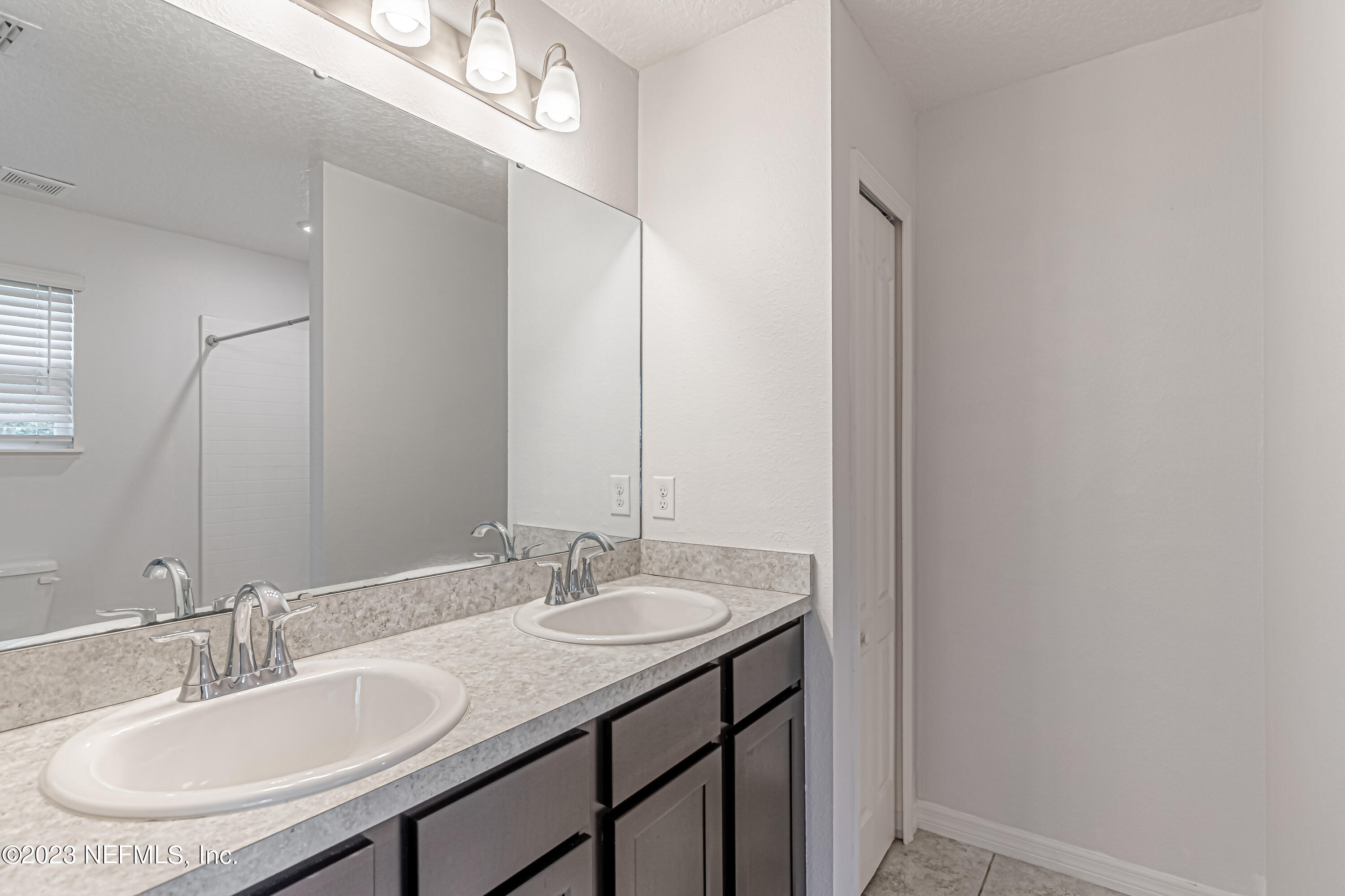 754 Bent Baum Road Jacksonville, FL 32205 - Photo 28 of 33 30-Primary Bathroom