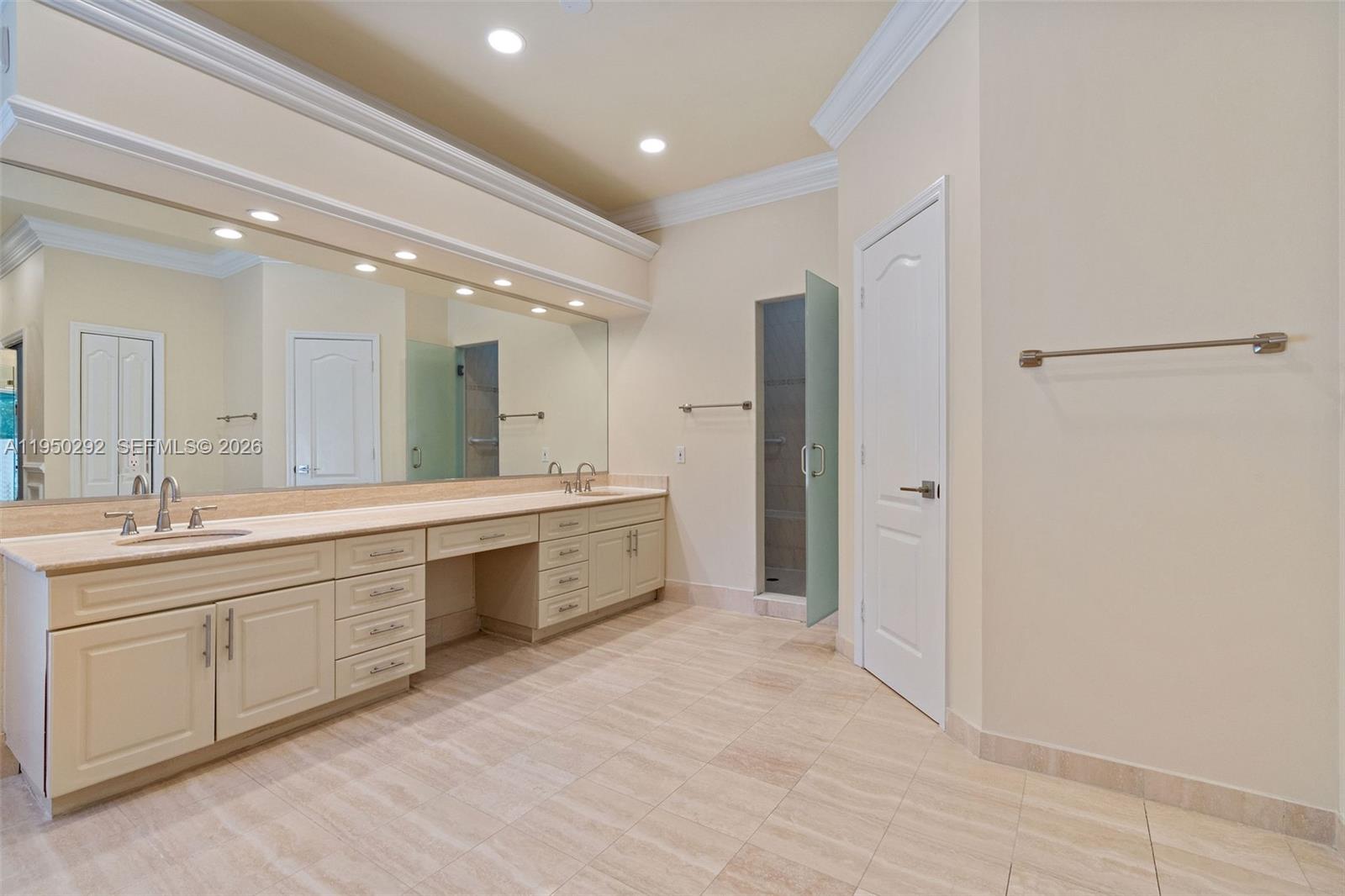 8281 Southwest 84th Terrace Miami, FL 33143 - Photo 20 of 38 Photo 20