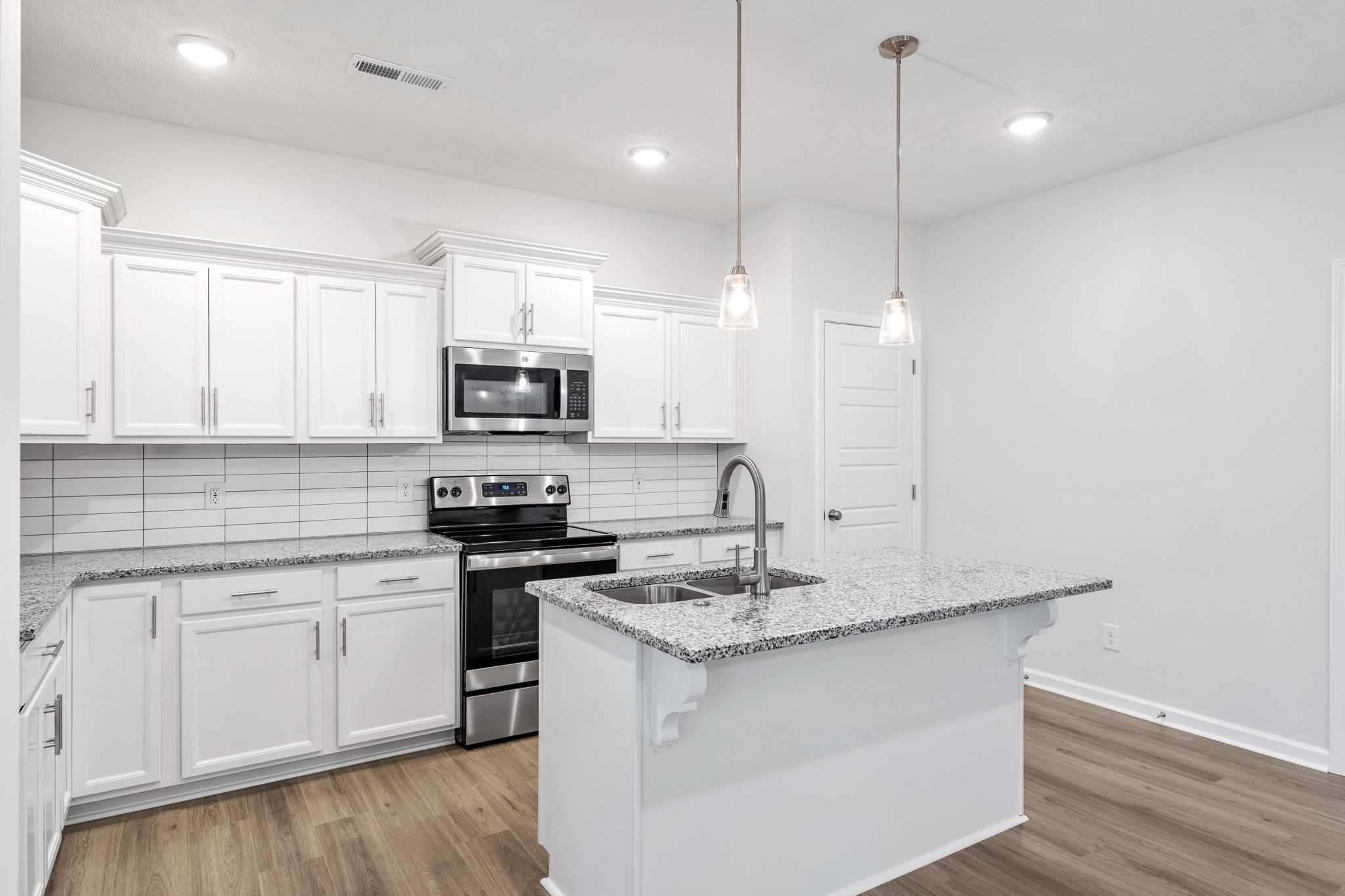 1196 Boulder Pass Road Clarksville, TN 37040 - Photo 10 of 38 Gallery Image 10