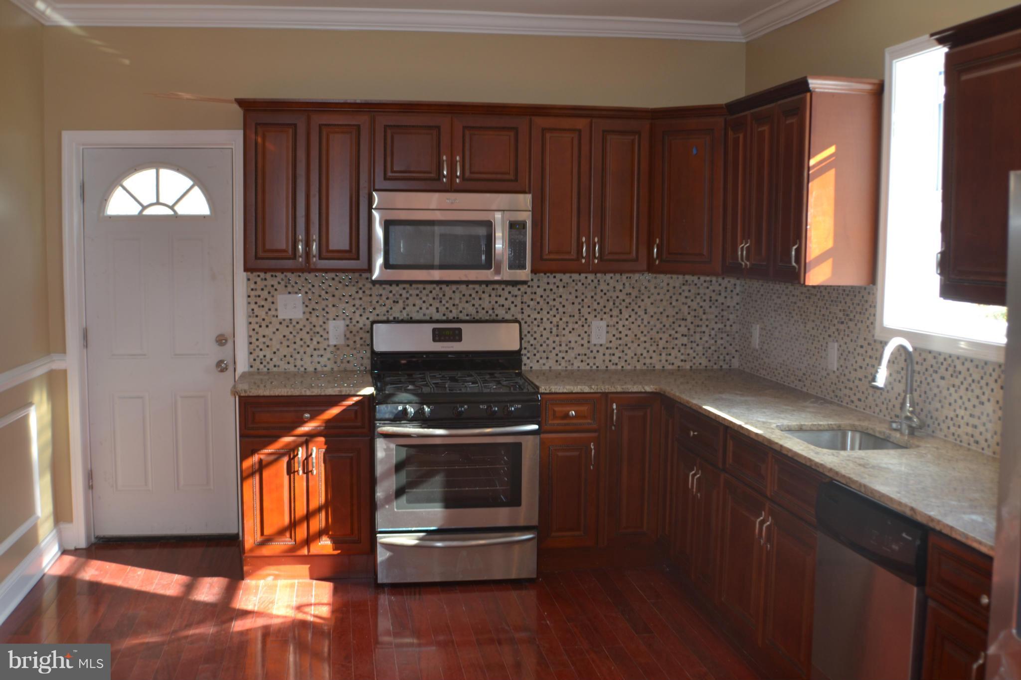 1911 Chelsea Road Baltimore, MD 21216 - Photo 5 of 19 Kitchen