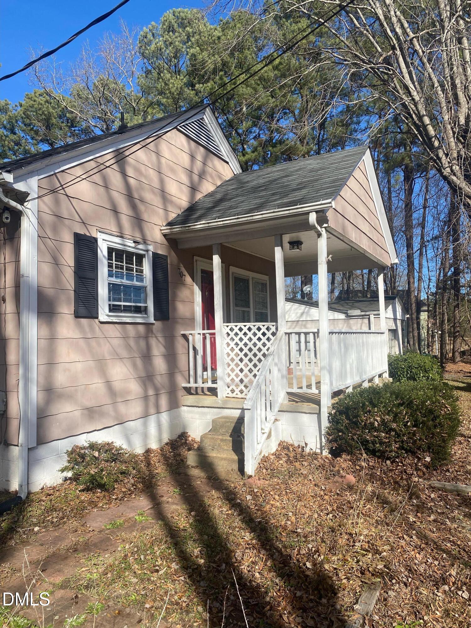 707 Old Oxford Road Durham, NC 27704 - Photo 2 of 10 IMG_6766