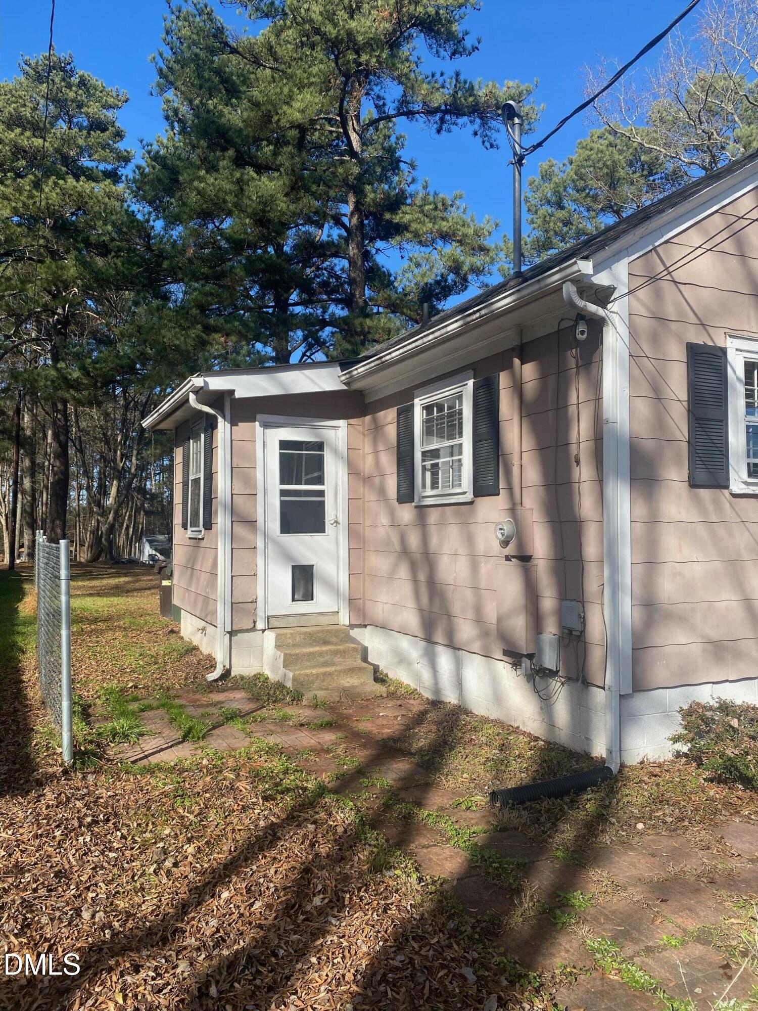 707 Old Oxford Road Durham, NC 27704 - Photo 3 of 10 IMG_6765