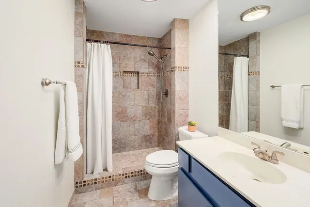 $535,000 | 1400 Doonesbury Drive, Austin, TX 78758