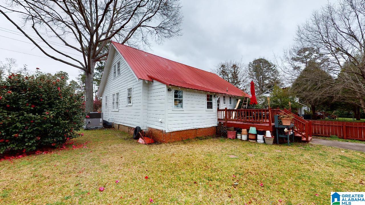1815 4th Avenue Clanton, AL 35045 - Photo 3 of 15
