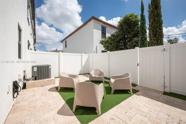 $549,999 | 3438 West 104th Terrace, Hialeah, FL 33018