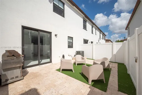 $549,999 | 3438 West 104th Terrace, Hialeah, FL 33018