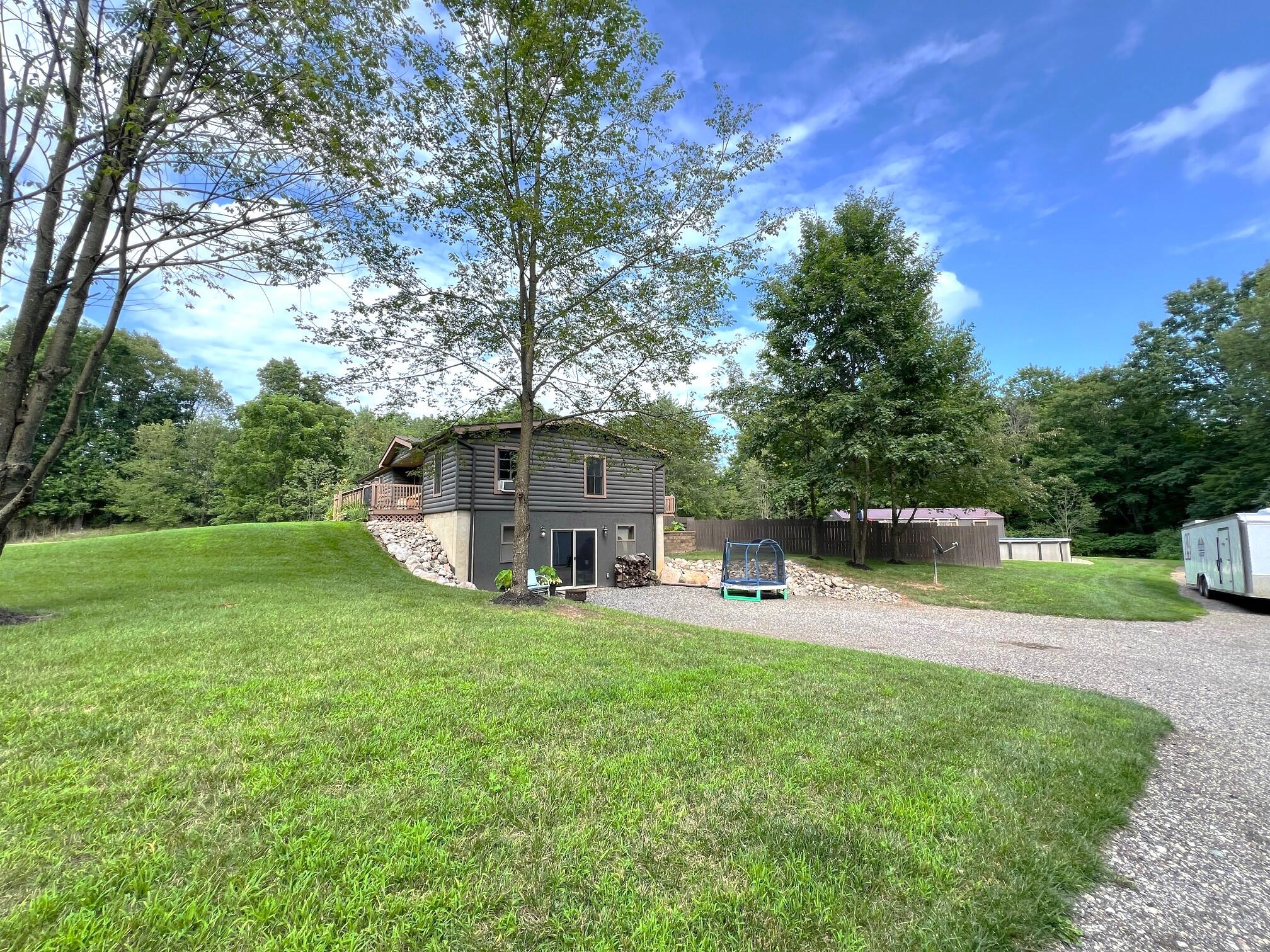 13153 Kinney Street Marcellus, MI 49067 - Photo 34 of 35 Side