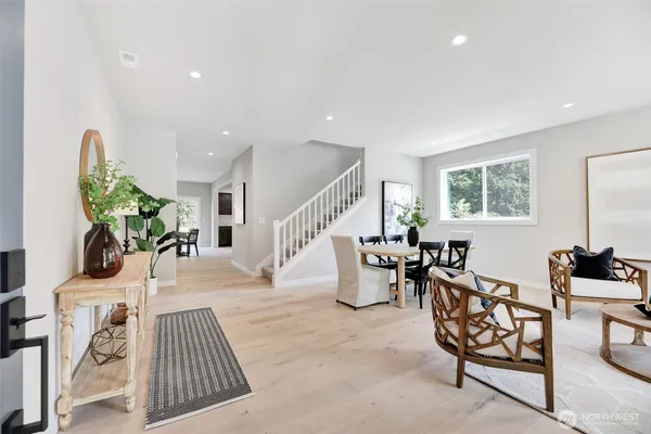 $1,405,880 | 4210 336th Avenue Northeast, Carnation, WA 98014