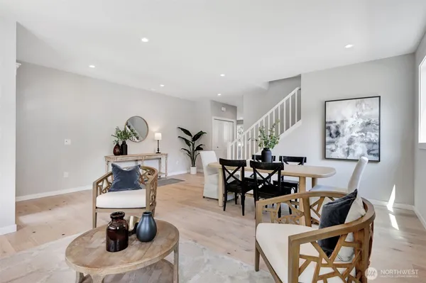 $1,405,880 | 4210 336th Avenue Northeast, Carnation, WA 98014