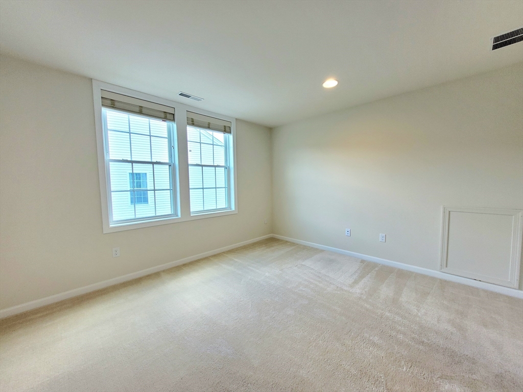 13 Walnut Way, Unit 13 Hopkinton, MA 01748 - Photo 28 of 32
