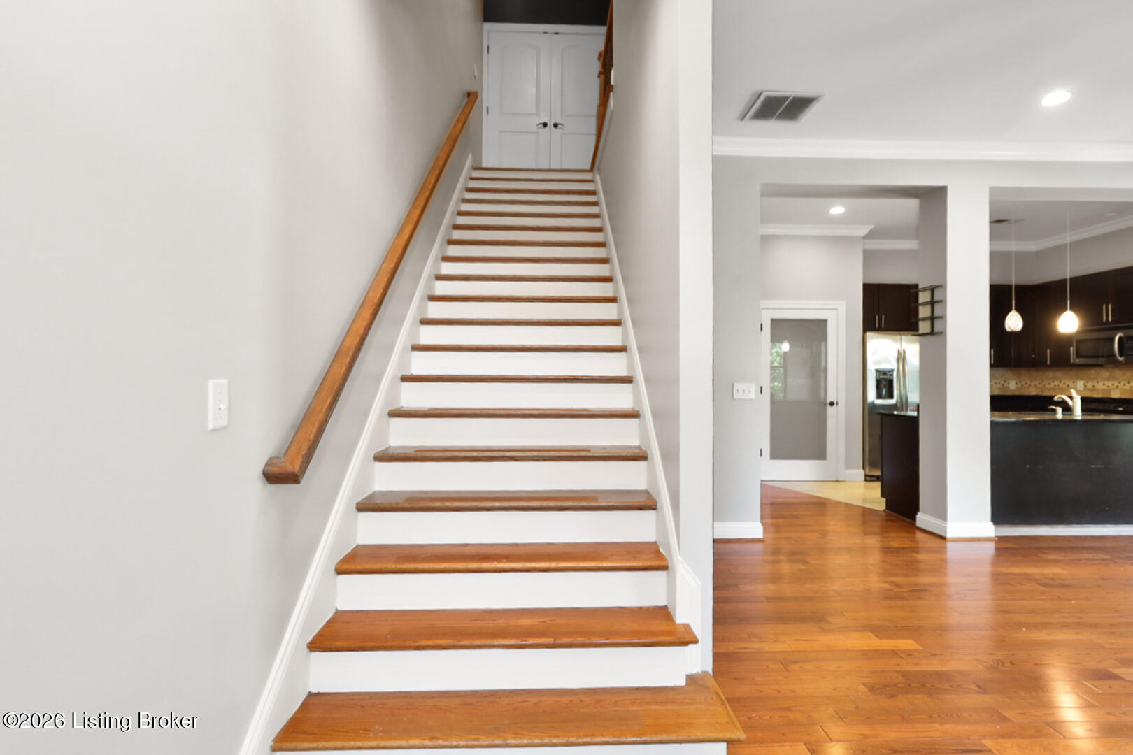 927 Cherokee Road, Unit 5E Louisville, KY 40204 - Photo 20 of 34 20260917_170444340_iOS