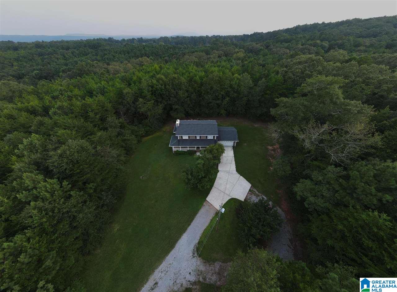 400 Country Manor Road Anniston, AL 36207 - Photo 1 of 34