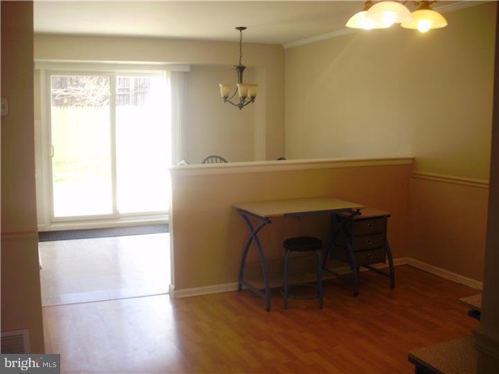 5104 Windward Lane Bensalem, PA 19020 - Photo 6 of 23 Gallery Image 6