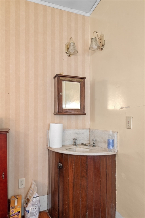 14 Poplar Street Danvers, MA 01923 - Photo 24 of 38