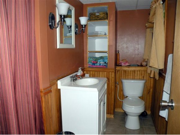 8 Davis Road Binghamton, NY 13901 - Photo 14 of 18 Gallery Image 14