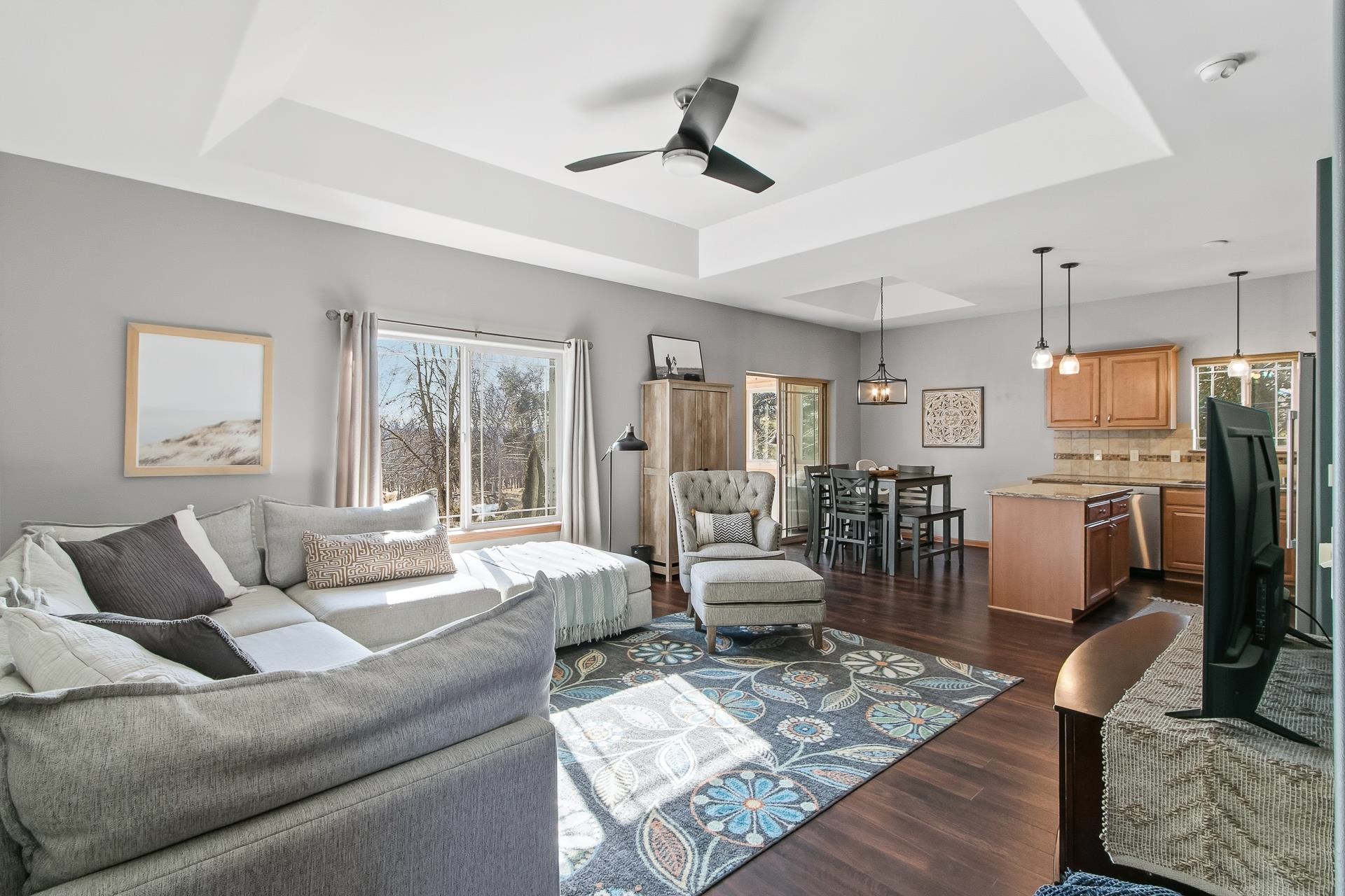 435 14th Avenue Baraboo, WI 53913 - Photo 9 of 51