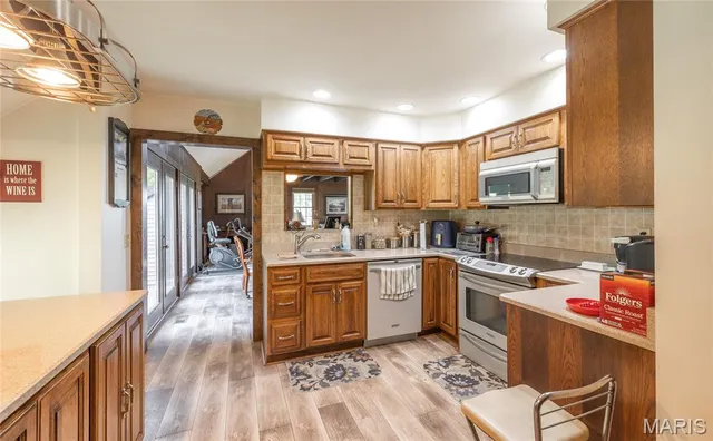 $350,000 | 388 Spankey Road, Eldred, IL 62027