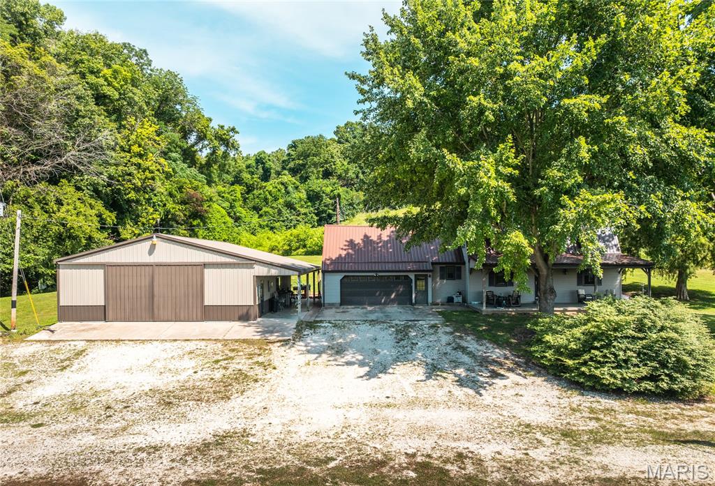 388 Spankey Road Eldred, IL 62027 - Photo 3 of 33