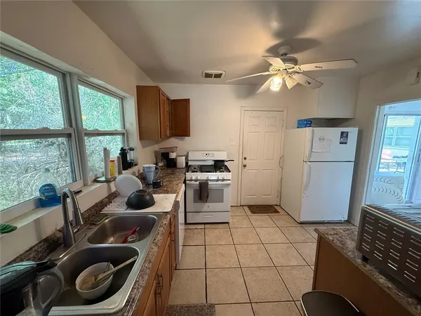 $595,000 | 609 Northwest 19th Street, Gainesville, FL 32603