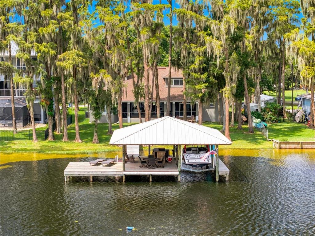 18829 Geraci Road Lutz, FL 33548 - Photo 8 of 77 Gallery Image 8
