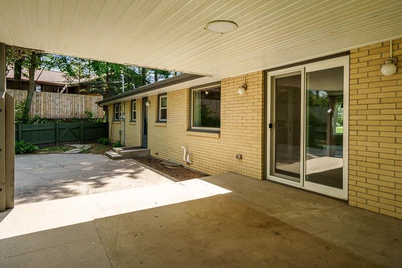 2015 Glenview Road Rockford, IL 61107 - Photo 39 of 52 Gallery Image 39