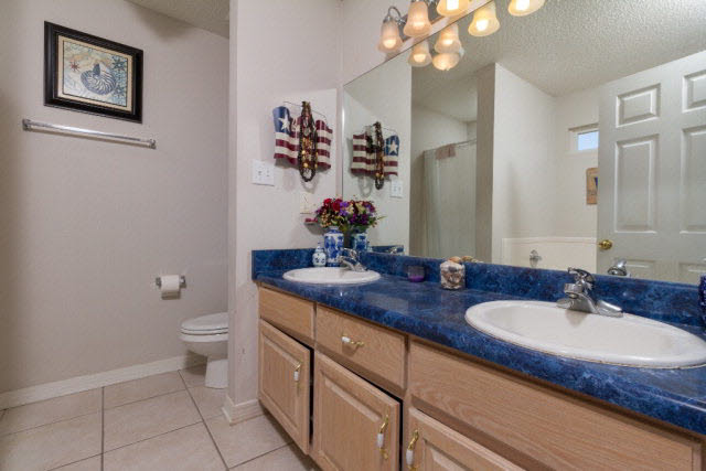 9075 Caddie Circle Foley, AL 36535 - Photo 13 of 23 Master Bathroom