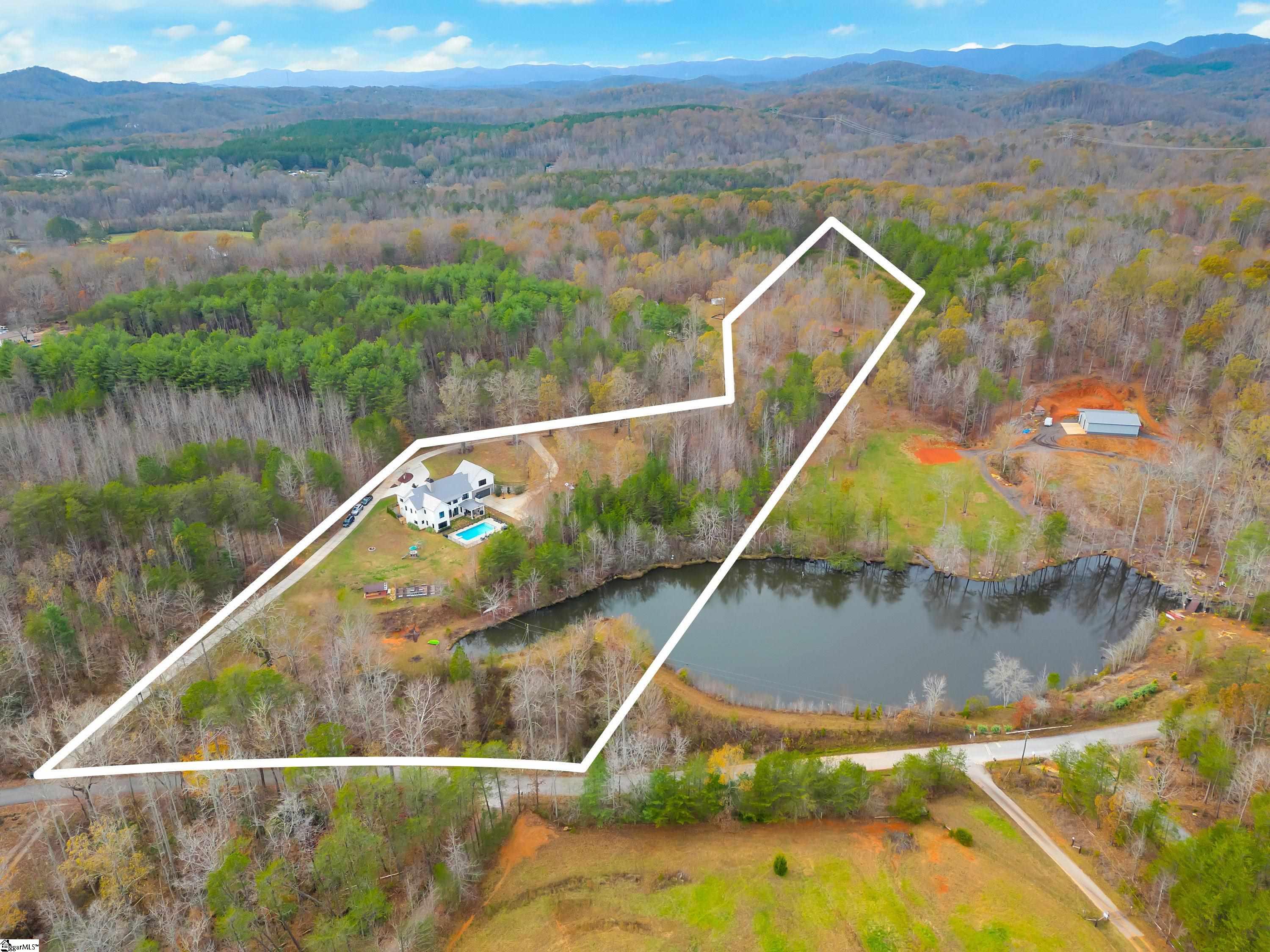 471 North Barton Road Taylors, SC 29687 - Photo 3 of 36 Gallery Image 3