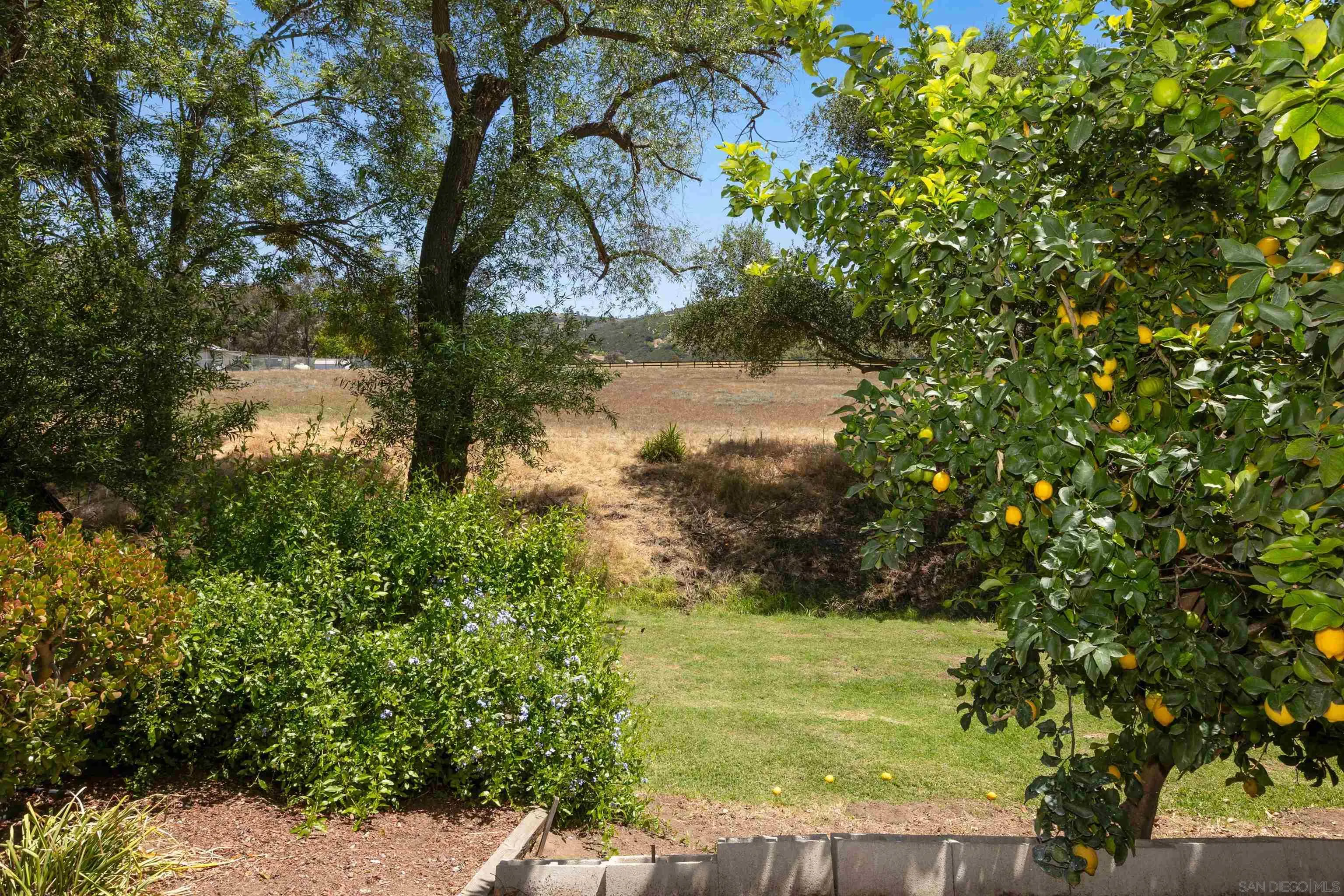 2030 Black Canyon Road, Unit 26 Ramona, CA 92065 - Photo 9 of 37