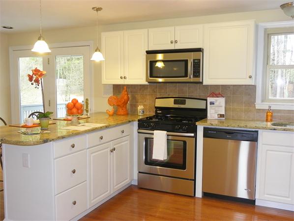 50 Edward Road Townsend, MA 01469 - Photo 4 of 28