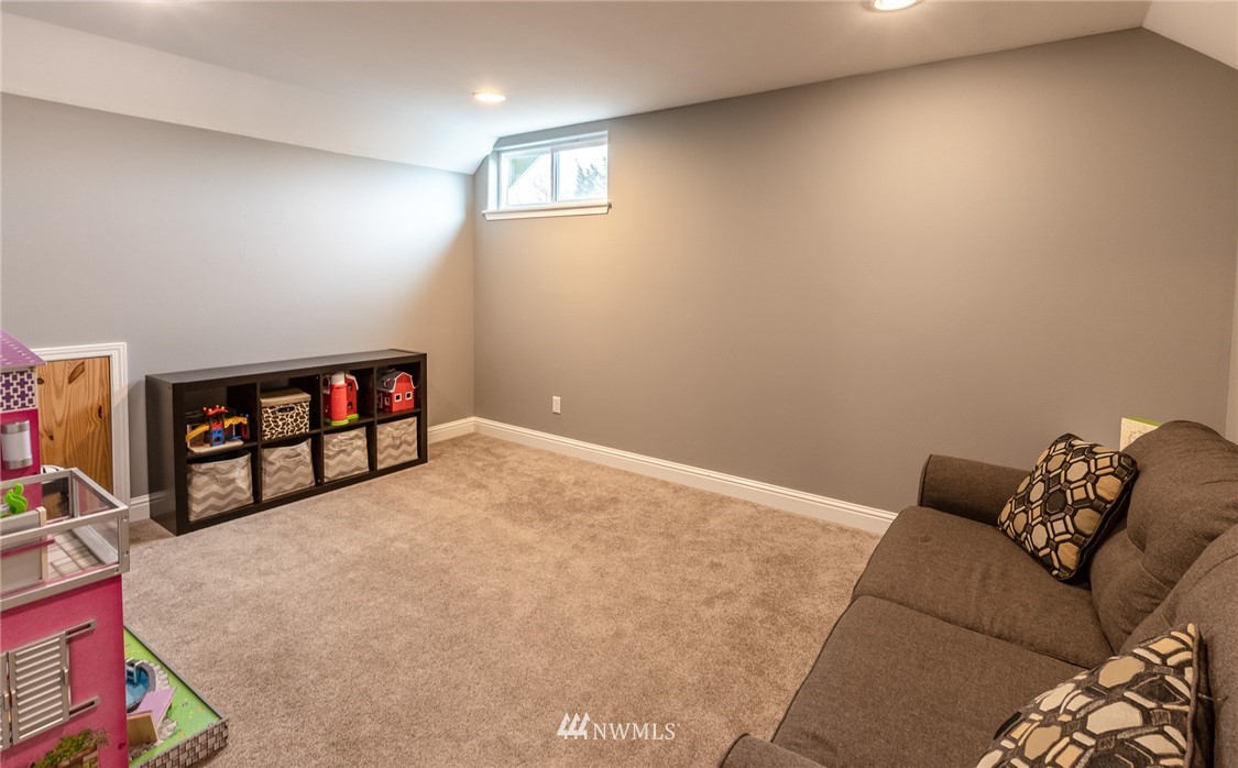 8596 Benson Road Lynden, WA 98264 - Photo 22 of 25