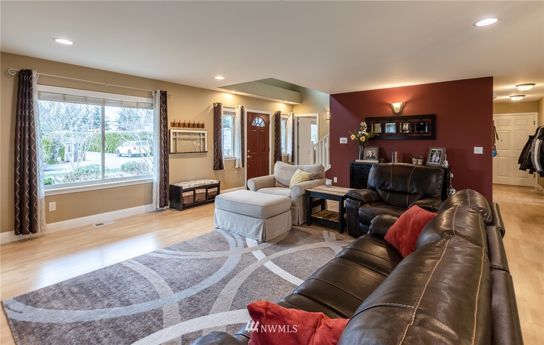 8596 Benson Road Lynden, WA 98264 - Photo 6 of 25