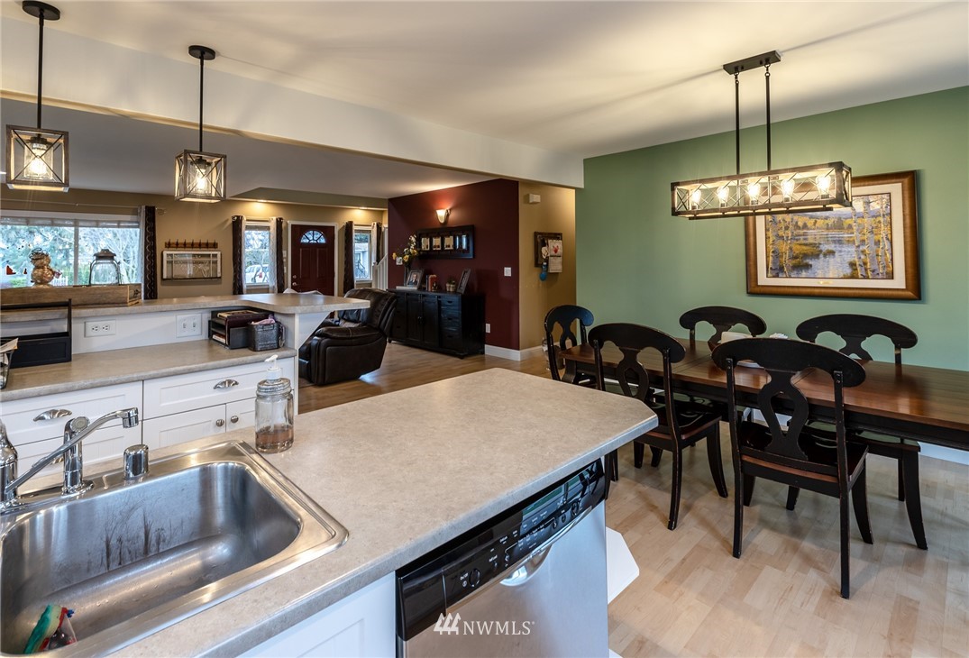 8596 Benson Road Lynden, WA 98264 - Photo 8 of 25