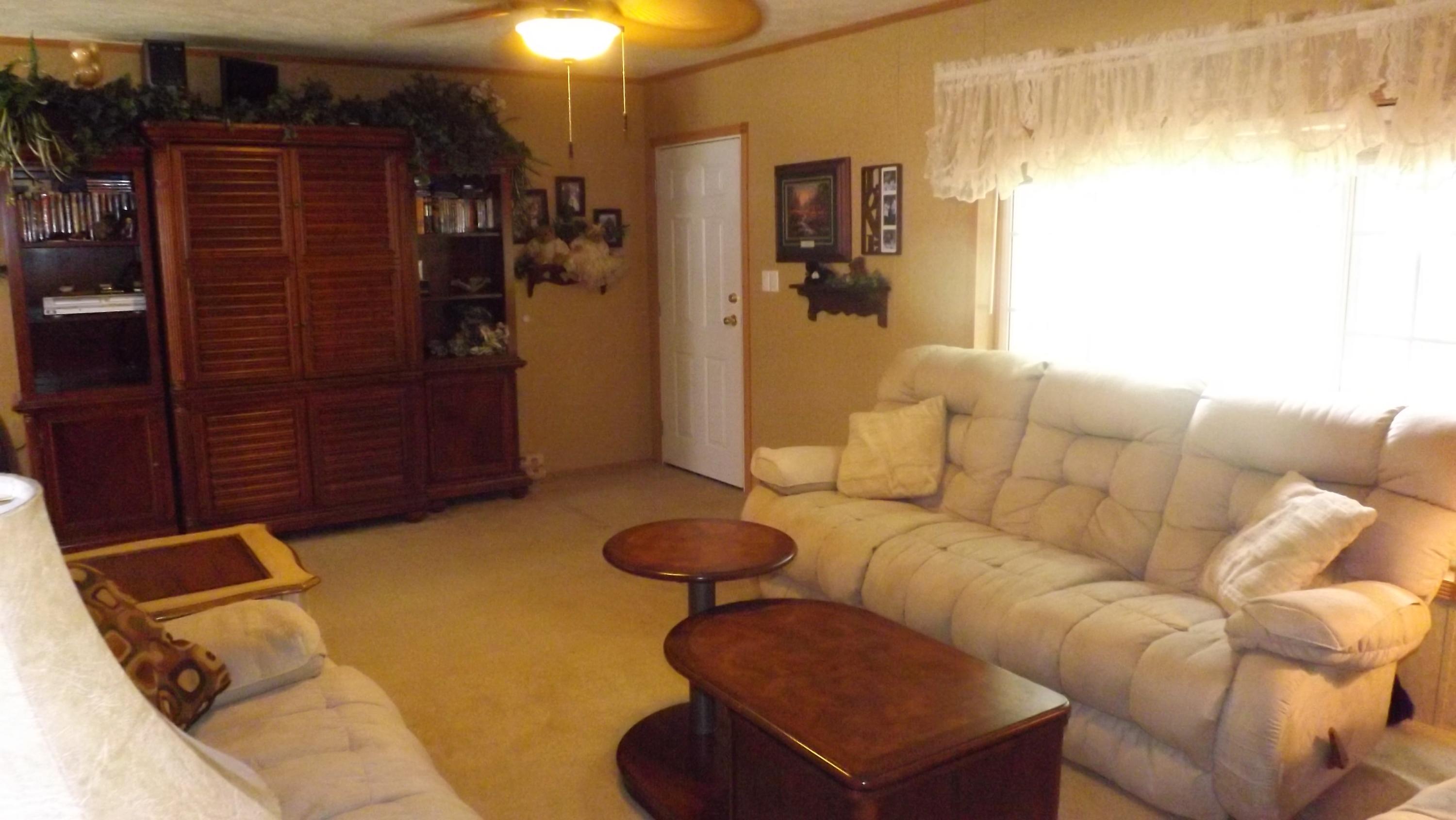 7530 Grimes Road Loudon, TN 37774 - Photo 4 of 25 Another view of Family Room