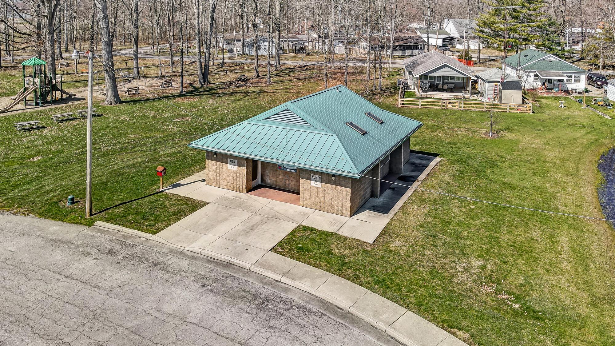 11337 Oneida Path Lakeview, OH 43331 - Photo 8 of 11 007