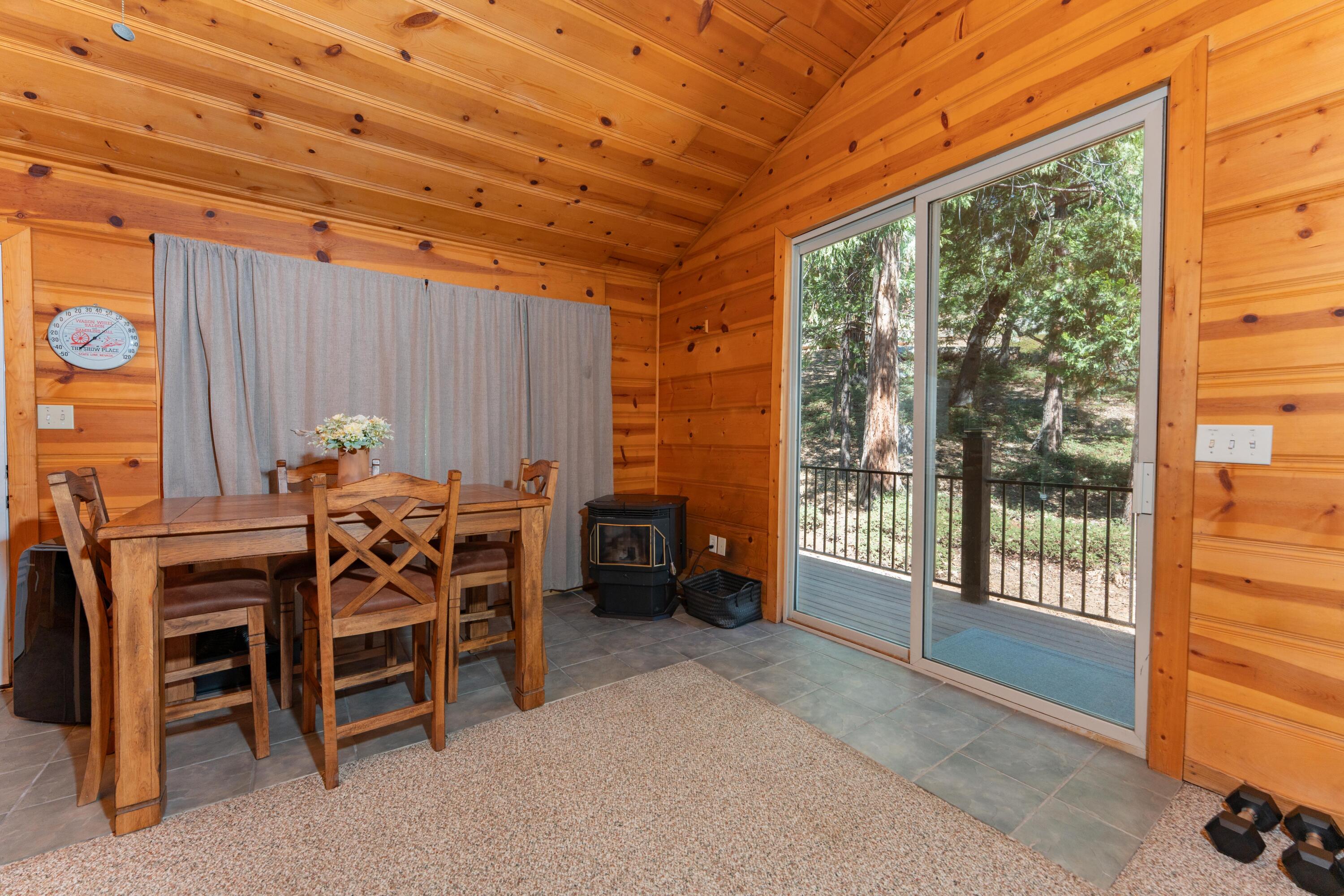 706 Loop Drive Springville, CA 93265 - Photo 42 of 67 39 (3)