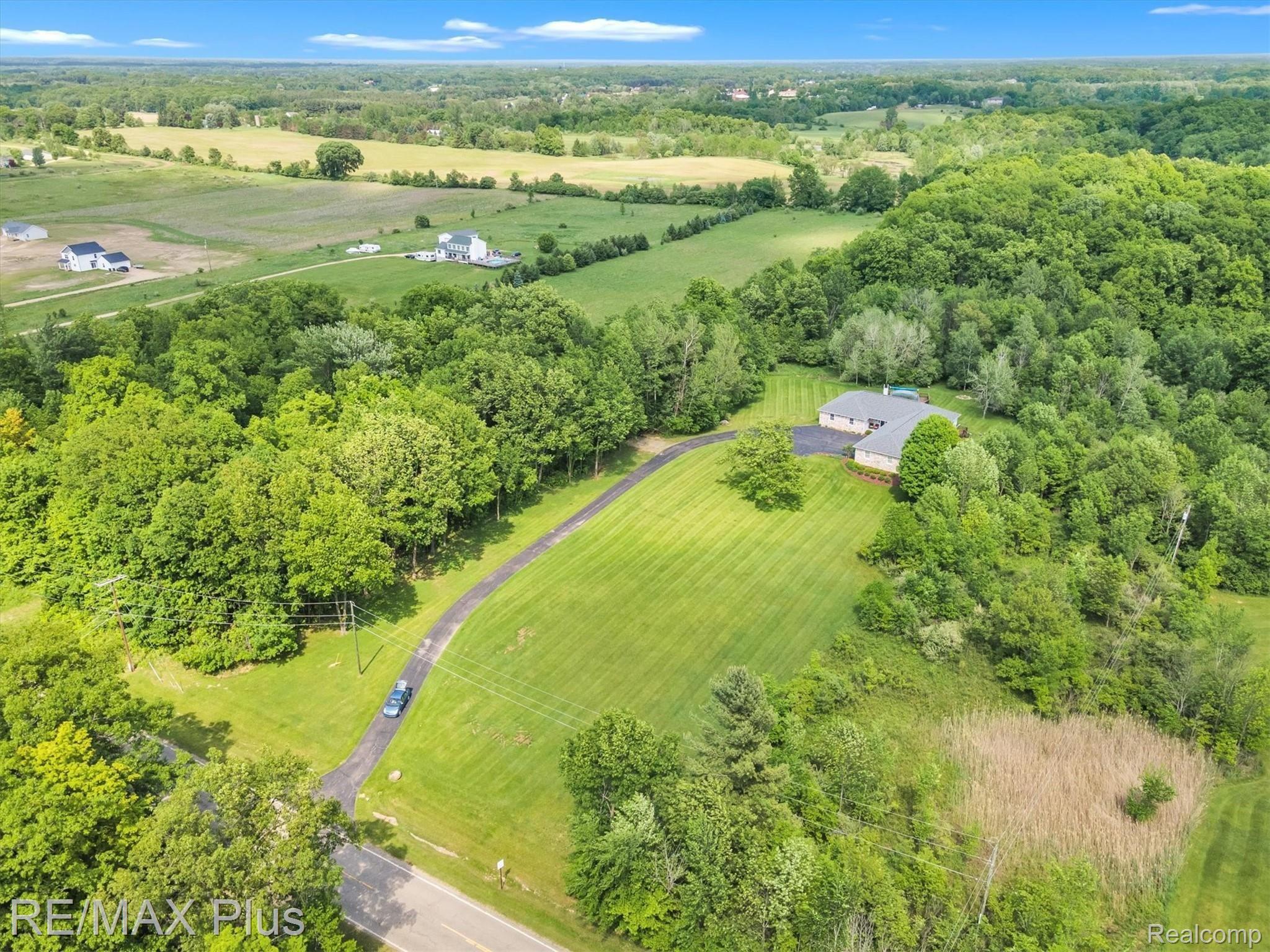 2005 South Elba Road Lapeer, MI 48446 - Photo 69 of 79 65-2005-S-Elba-Rd-65.jpg