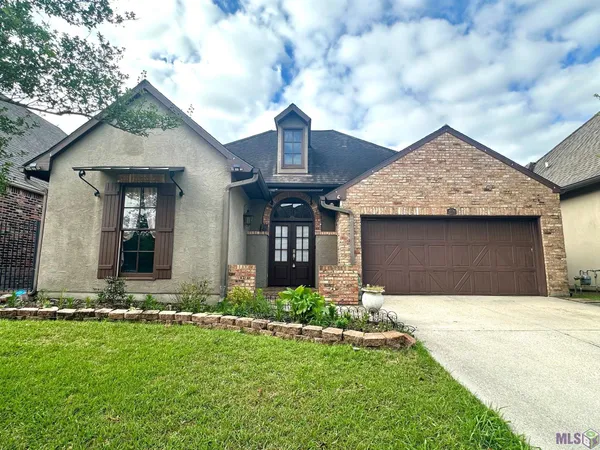 $2,300 | 39339 Magazine Avenue, Gonzales, LA 70737