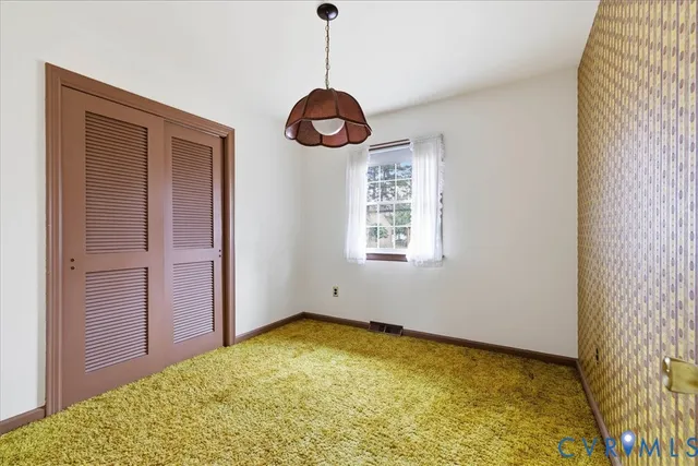 an empty room with a workbench