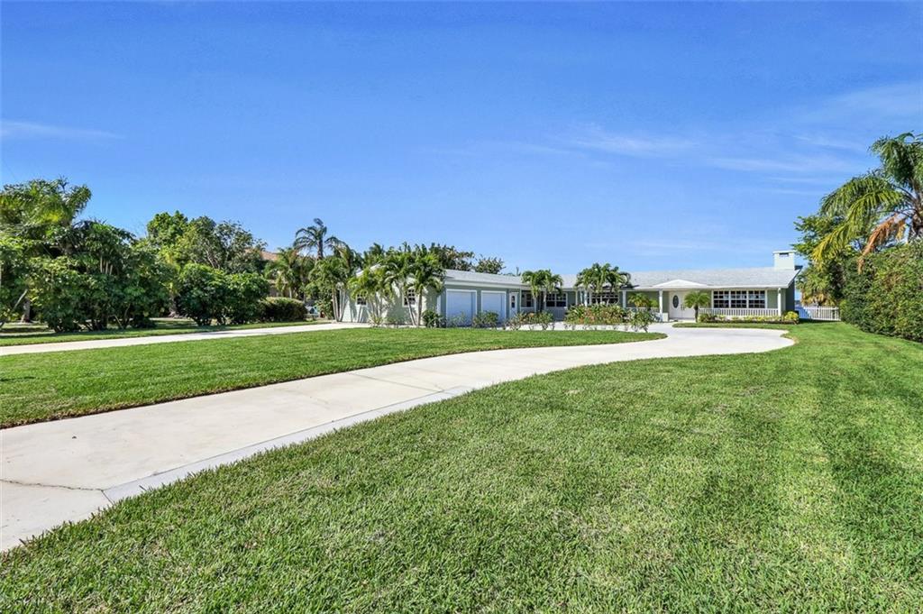 719 Southeast Riverside Drive Stuart, FL 34994 - Photo 14 of 17 Gallery Image 14